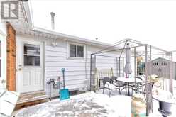 754 KUMMER Crescent Cambridge