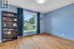 2 HAMILTON Drive Guelph/Eramosa