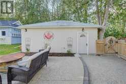 17 MEADOWCREEK Lane Cambridge