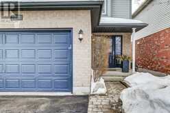 33 HENDERSON Drive Guelph