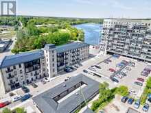 19 GUELPH Avenue Unit# 404 Cambridge