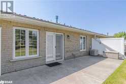 111 MEADOW Lane Wasaga Beach