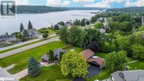 7 BAY Court Penetanguishene