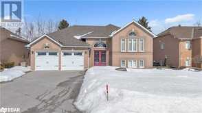 8 BRIARWOOD Place Wasaga Beach