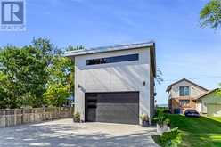 1674 CAILLE AVENUE Lakeshore