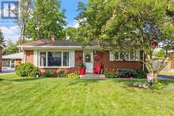 3574 WOODLAND Windsor