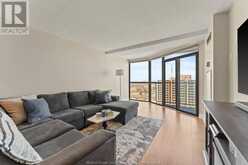 515 Riverside DRIVE West Unit# 1607 Windsor