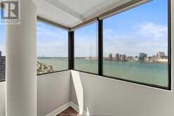 515 Riverside DRIVE West Unit# 1607 Windsor