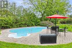 552 Old Tecumseh ROAD Lakeshore