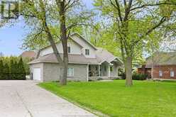 552 Old Tecumseh ROAD Lakeshore