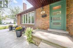 465 ROSELAWN DRIVE Windsor