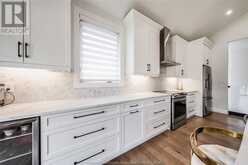 395 CASERTA CRESCENT Lakeshore