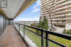 5125 RIVERSIDE DRIVE East Unit# 202 Windsor