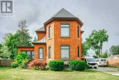 48 CLARK West Leamington