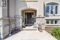 878 SOUTHWOOD Lakeshore