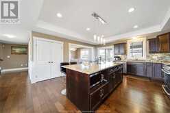 878 SOUTHWOOD Lakeshore