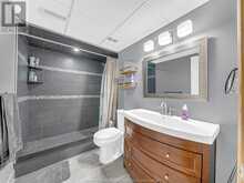 2434 LUXURY Windsor