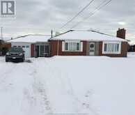 214 SEACLIFF DRIVE Leamington