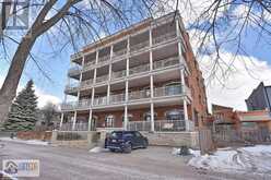 252 DALHOUSIE Unit# 203 Amherstburg