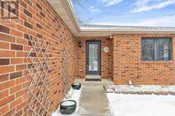 417 OAK STREET East Leamington