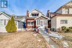 1490 BRUCE AVENUE Windsor