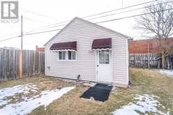 2546 LLOYD GEORGE BOULEVARD Windsor