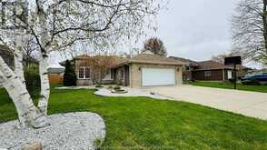 1587 WHITEWOOD DRIVE Lakeshore