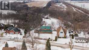 453 Elmstead Lakeshore