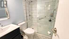 6568 THORNBERRY Windsor