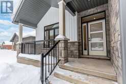 325 6TH AVENUE W Owen Sound