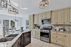 4 FOXWOOD CRESCENT Wasaga Beach