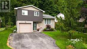 136 6TH AVENUE W Owen Sound