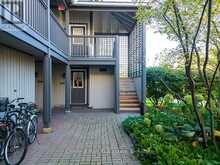 369 MARINERS WAY Collingwood