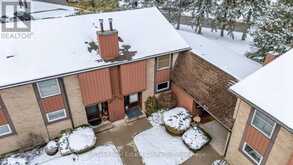 31 - 539 WILLOW ROAD Guelph