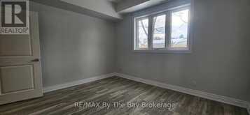 UNIT B - 10 ELM DRIVE Wasaga Beach