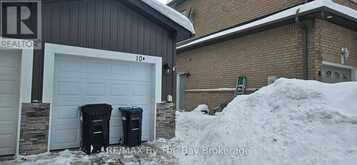 UNIT B - 10 ELM DRIVE Wasaga Beach