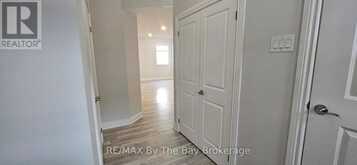 UNIT B - 10 ELM DRIVE Wasaga Beach