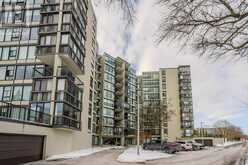 812 - 23 WOODLAWN ROAD E Guelph