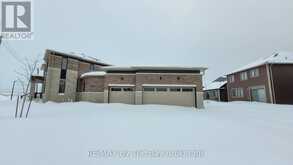 105 SUN VALLEY AVENUE Wasaga Beach