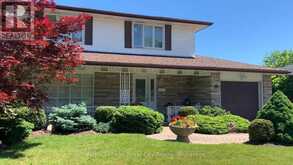 17 APPLEWOOD CRESCENT Guelph