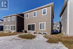 8 BOBOLINK DRIVE Wasaga Beach