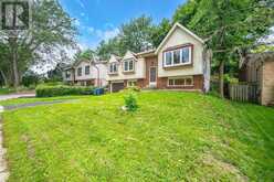 15 WOODRIDGE DRIVE Guelph