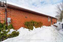 706 SCOTTSDALE DRIVE Guelph