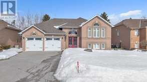 8 BRIARWOOD PLACE Wasaga Beach