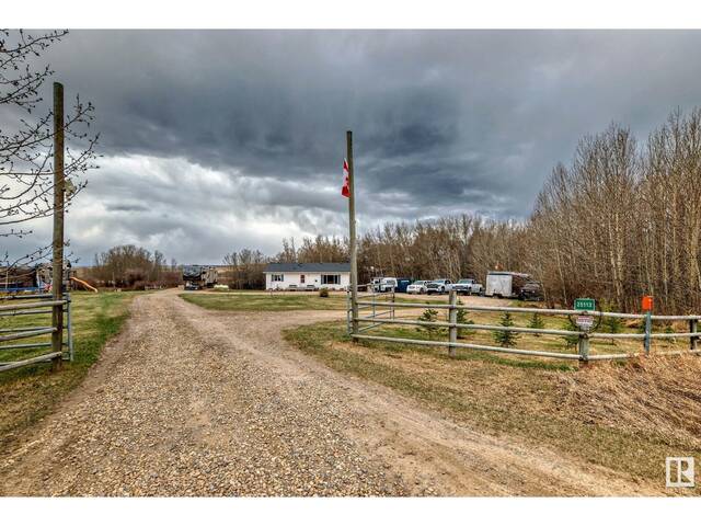 25113 TWP RD 272 Rural Rockyview