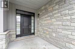 135 BORDEN TRAIL Welland