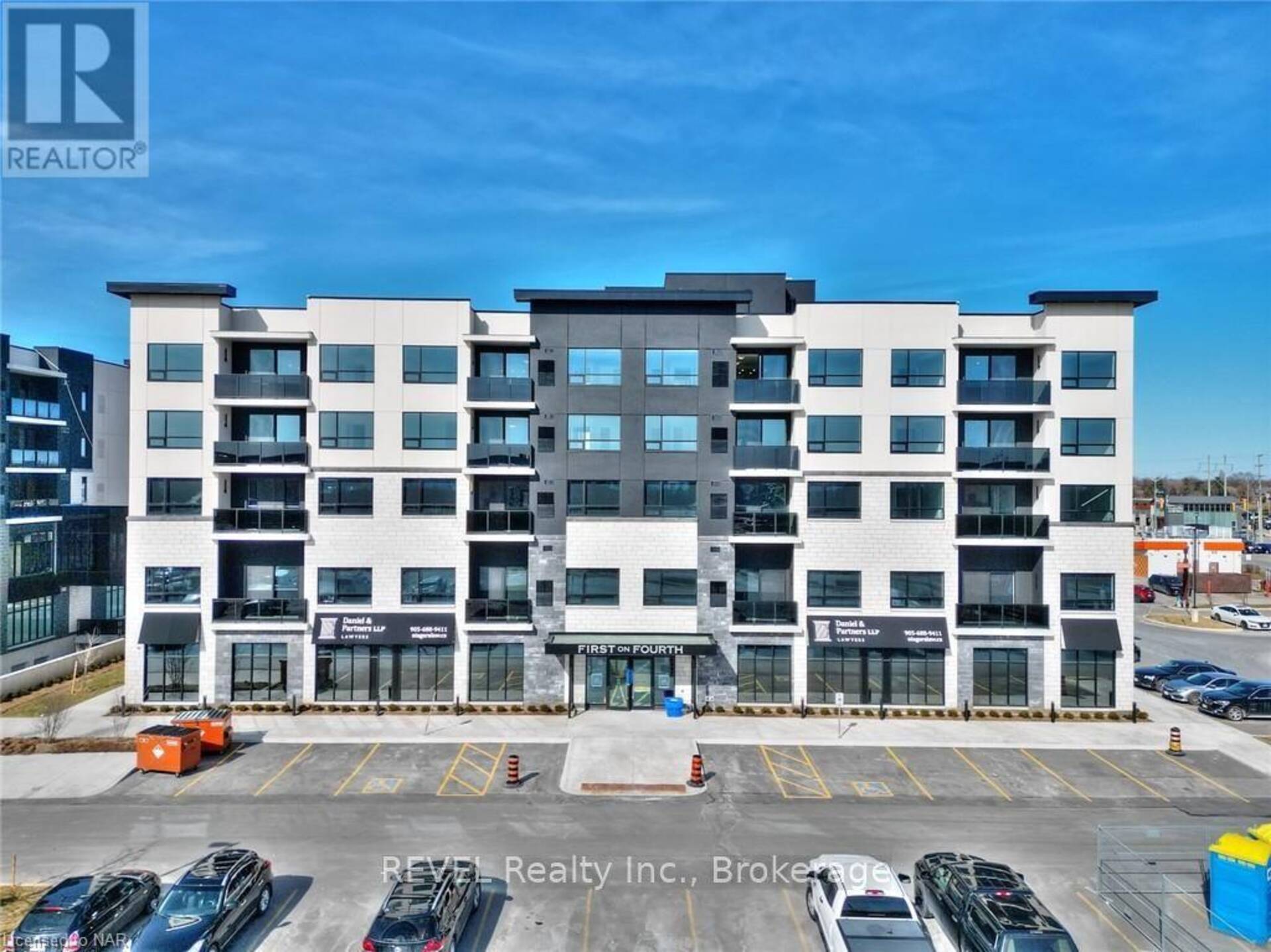 203 - 300B FOURTH AVENUE St. Catherines