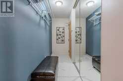 202 - 897 SHEPPARD AVENUE W Toronto