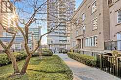 1225 - 21 PIRANDELLO STREET W Toronto