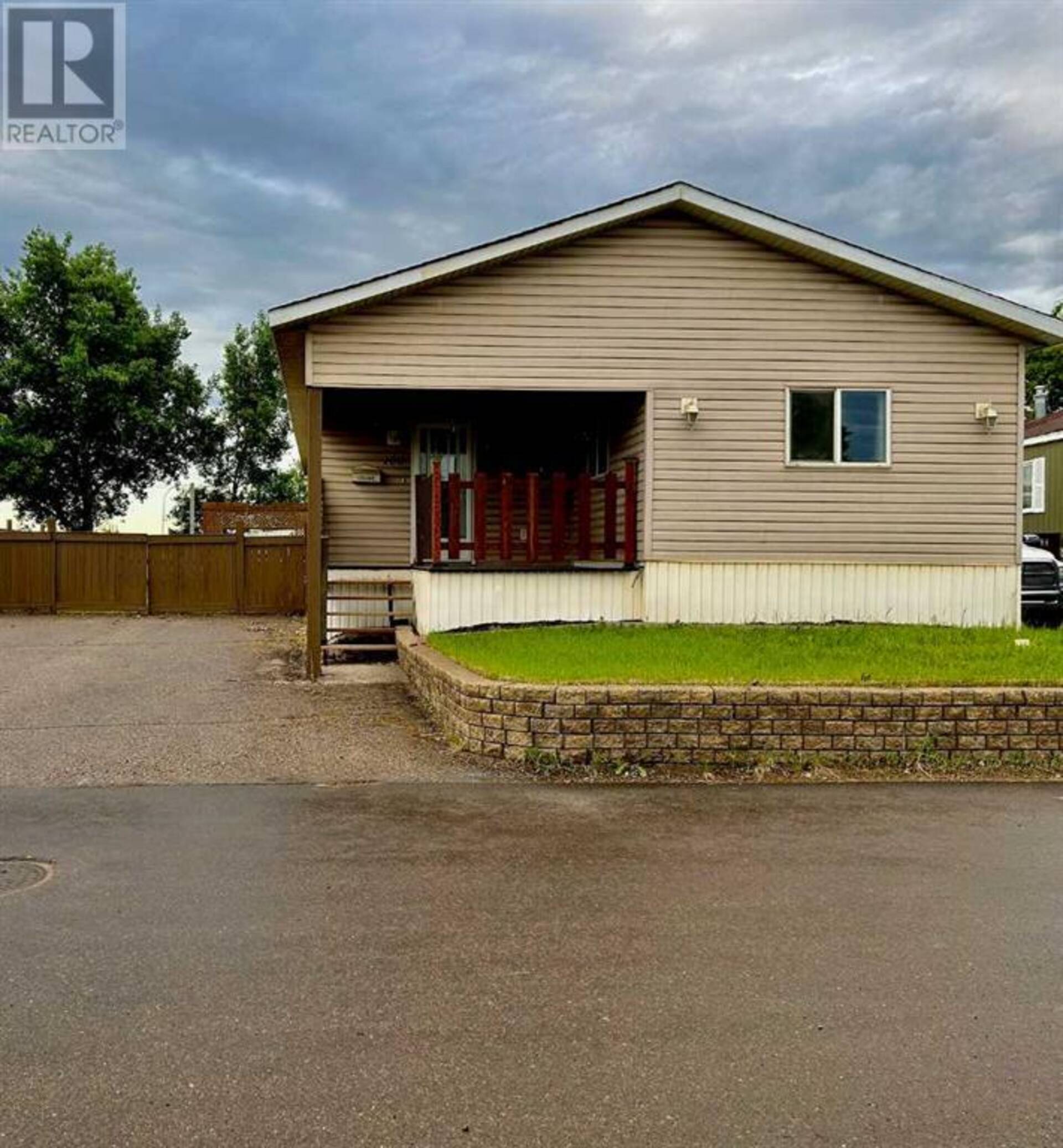 100 GRANDVIEW Crescent Fort McMurray